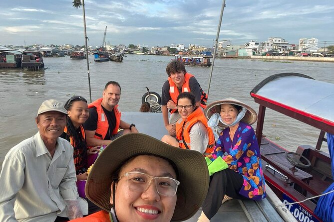 1-Day Cai Rang Floating Market-Biking & Cu Chi Tunnel Trip - On the Water: Long Poles, Boat Life, and What You’ll Actually Eat