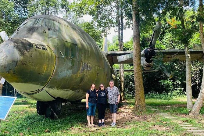 1-Day Cai Rang Floating Market-Biking & Cu Chi Tunnel Trip - Guides Make This Tour: Clear Explanations and Light Humor