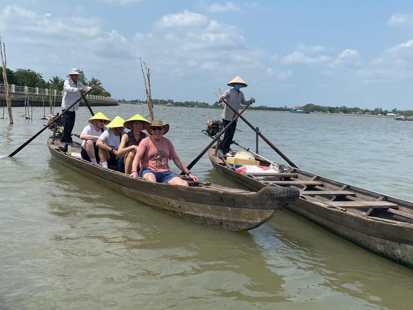 1-Day Less Touristy Mekong River (Cai Be-Vinh Long) trip - Kayaking and cycling: getting around like someone who lives there