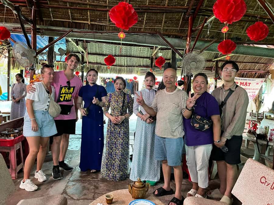 1 Day Mekong Tour: Cai Rang Floating Market & MyTho-Ben Tre - Hand-Rowed Boat Time Under Water Palms