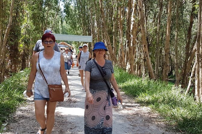 2-Day Mekong Delta Tour with Homestay - Day 2 morning: biking Tan Phong Island for handicrafts you can spot later
