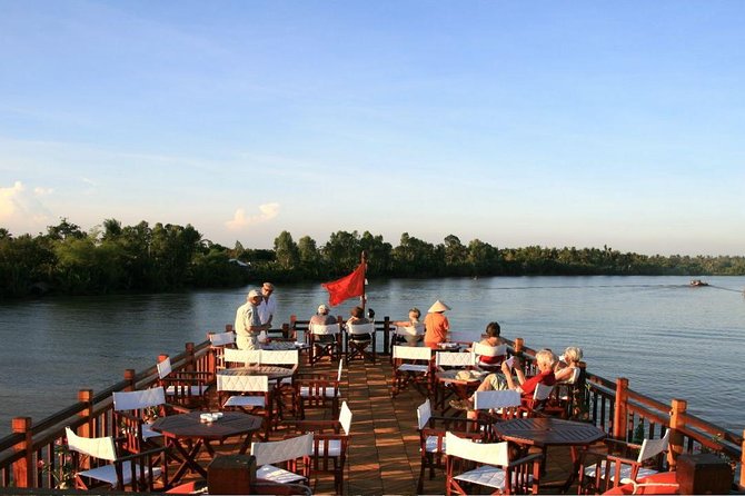 3-day Mekong Eyes Cruise Vietnam - Cambodia - Day 3 Phnom Penh by speedboat: arrive early, then transfer to the hotel
