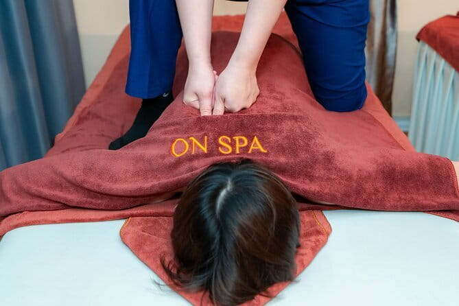 60 minutes Body Massage with Ginger Oil - What Happens During the Massage: Warm Ginger Essential Oil for a Full-Body Reset