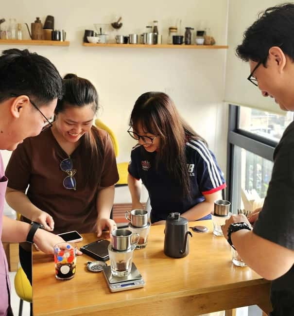 A Complete Vietnam Coffee Journey - The Unknown Giant - Quynh’s style: questions are part of the curriculum