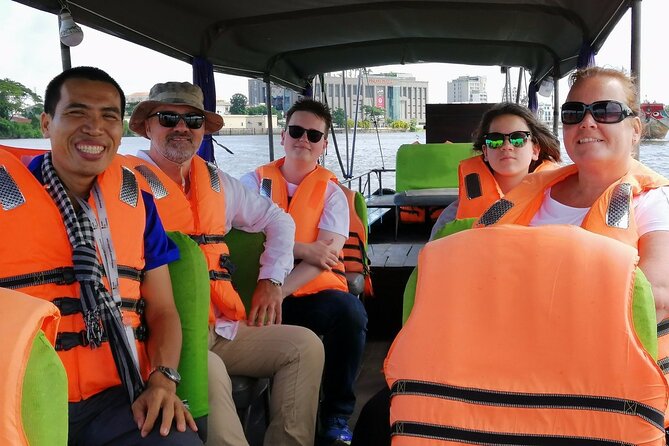 A day to Mekong River Delta & Cu Chi Tunnels - with lunch - The Real Appeal: Cu Chi Tunnels + Mekong in One Day