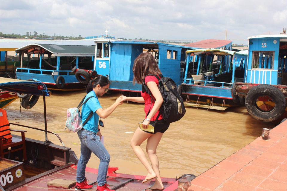 A Day Tour to Cu Chi Tunnels and Mekong Delta - Switching Gears: Tien River Cruise and the Four Mythical Islets