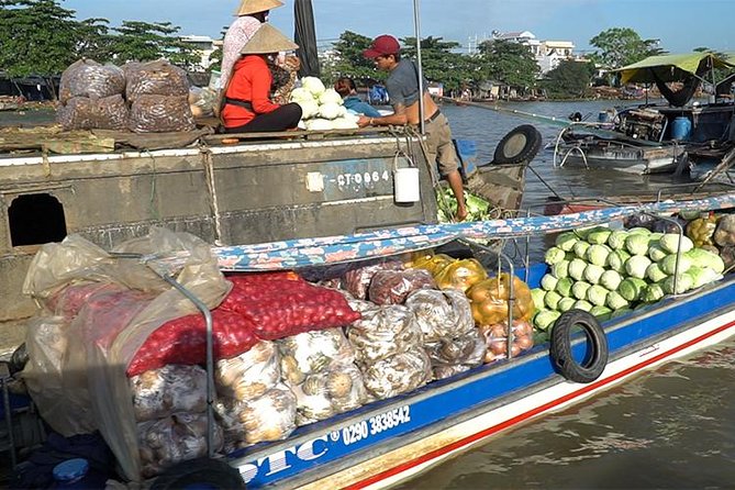 Authentic Mekong Delta Floating Market Full Day: Private or Group - The boat market scene: photos, trading, and real morning energy