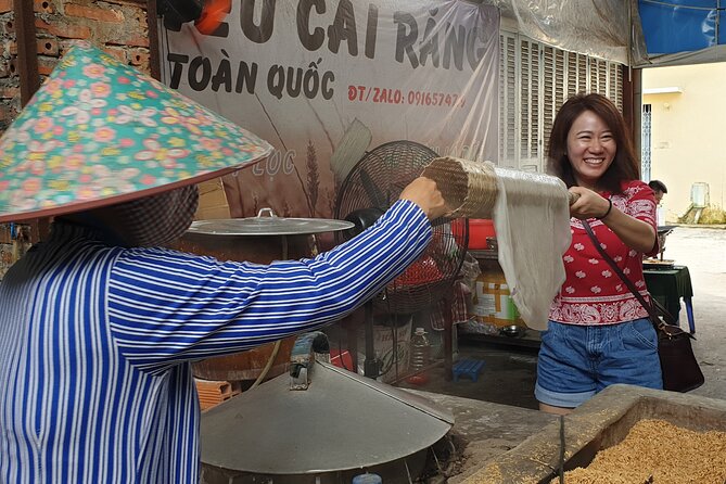Cai Rang Floating Market - Mekong Delta 2 Days 1 Night - Day 2 Return Route: The 10 Vo Ancient House Stop