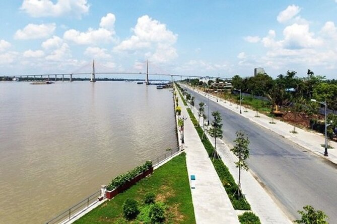 Can Tho Floating Market Combine With Mekong Delta 01 Day-Daily - How the transport works: boats, vehicles, and why it matters