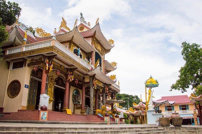 Cao Dai Temple And Black Lady Mountain Day Tour - Small-group experience: a quieter way to learn the details
