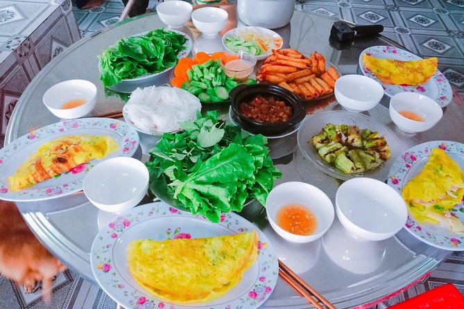 Classic Mekong Delta & Cai Rang Floating Market Enjoy 1 Day from Ho Chi Minh - The factory stop: rice noodles and bakery smells that follow you all day