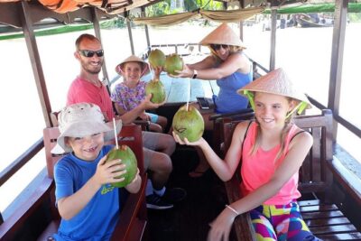 Cu Chi Tunnels and Mekong Delta 1 Day Full Day tour - Cu Chi Tunnels: the underground labyrinth, explained with film and tunnel-time