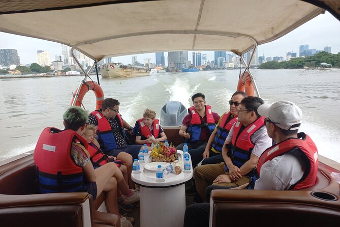 Cu Chi tunnels w 20 years of insider - Getting back to Saigon: minivan ride and a full-day feel