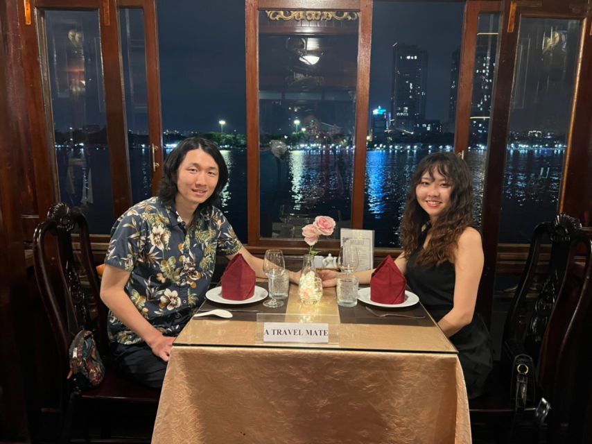 Deluxe Dining Cruise by DeluxeGroupTours - English Guide and Timing: Why It Matters on a Night Activity