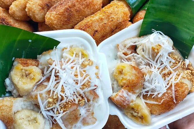 Discover Ho Chi Minh City’s Street Food & Hidden Life by Bicycle - Stops that feel like a lesson, not a lecture