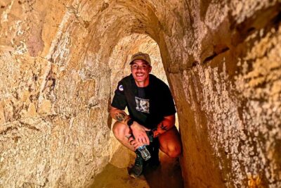 Explore Cu Chi Tunnels & Saigon History 1 Day Tour - Morning Pickup, Getting Oriented, and the Trip Out of District 1/3/4