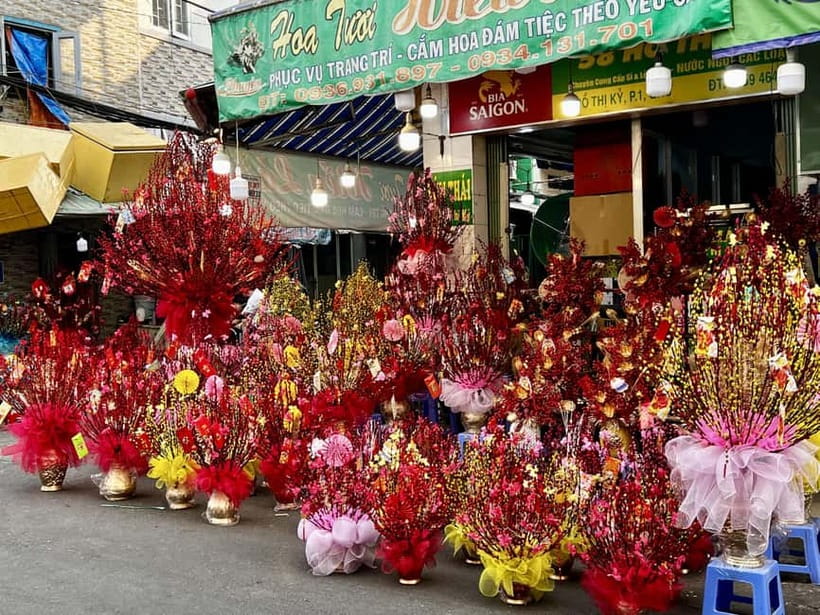 Free E-Sim Saigon Hidden Gems Tour with Local Guide - Why This 3-Hour Saigon Walk Feels Personal