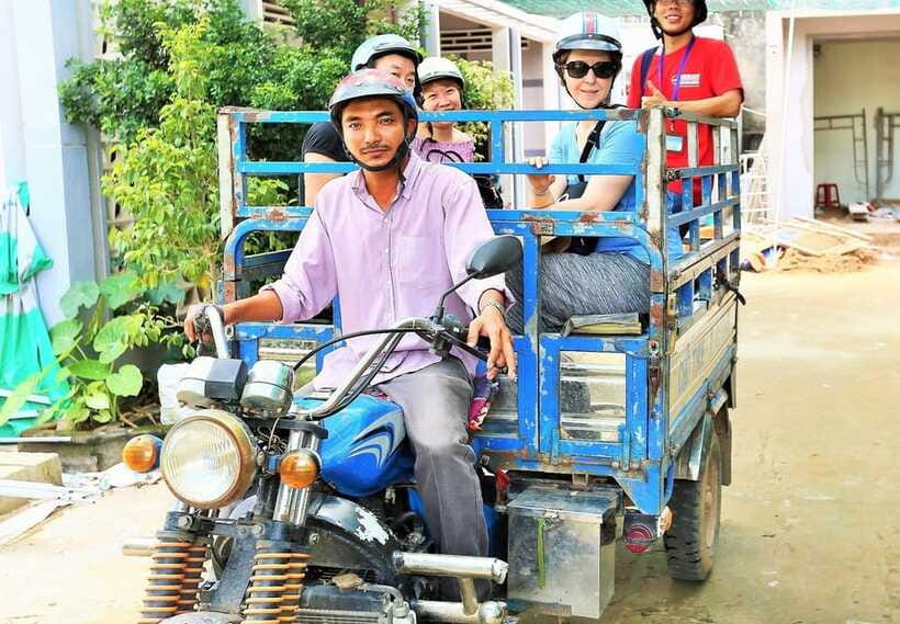 From Ho Chi Minh City: Mekong Discovery Tour - Motorized Cart to a Bee Farm and Rowing Through Smaller Canals