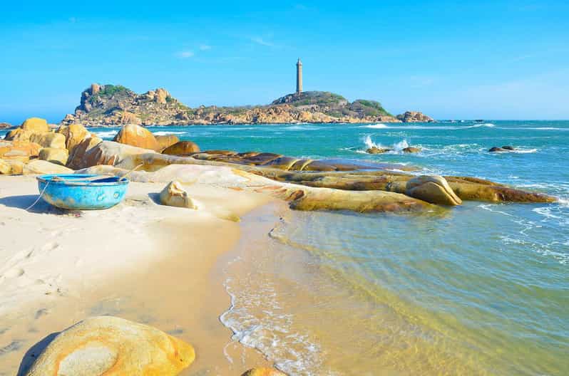From Ho Chi Minh City: Relax In Mui Ne Beach In 1 Day - Lunch with a view: staying satisfied without slowing the day
