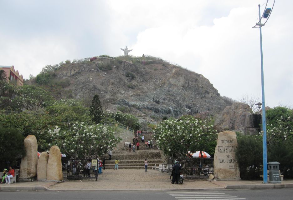 From Ho Chi Minh city: Vung Tau Beach Private Day Tour - Vung Tau makes a solid day trip from Ho Chi Minh City