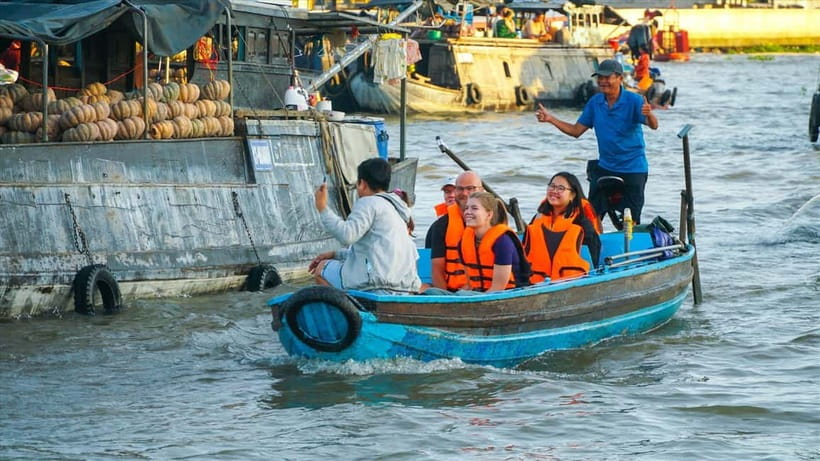 From Ho Chi Minh: Mekong & Cai Rang Floating Market 2D1N - Cai Rang floating market: the main photo moment, on real water