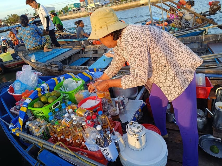 From Ho Chi Minh: Mekong & Cai Rang Floating Market 2D1N - Thoi Son (Lan Island): walks, tea, and traditional music