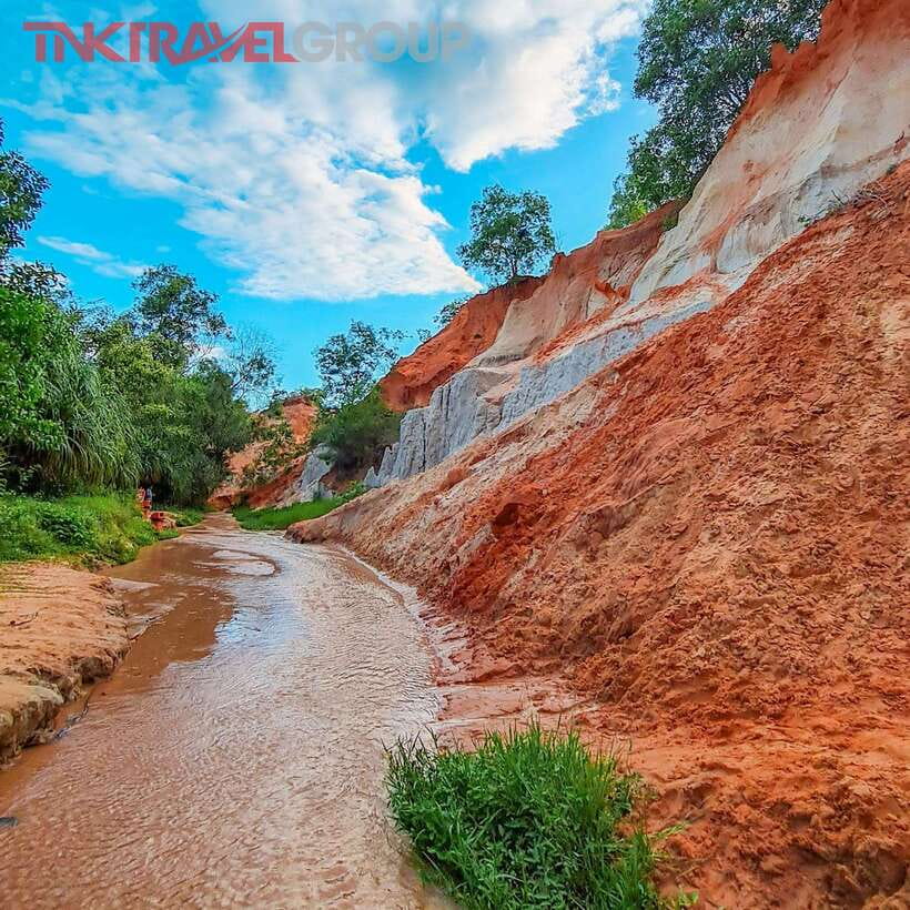 From Ho Chi Minh: Mui Ne Sand Dunes and Beach Day Tour - Price and value: what $50 buys on a full-day tour