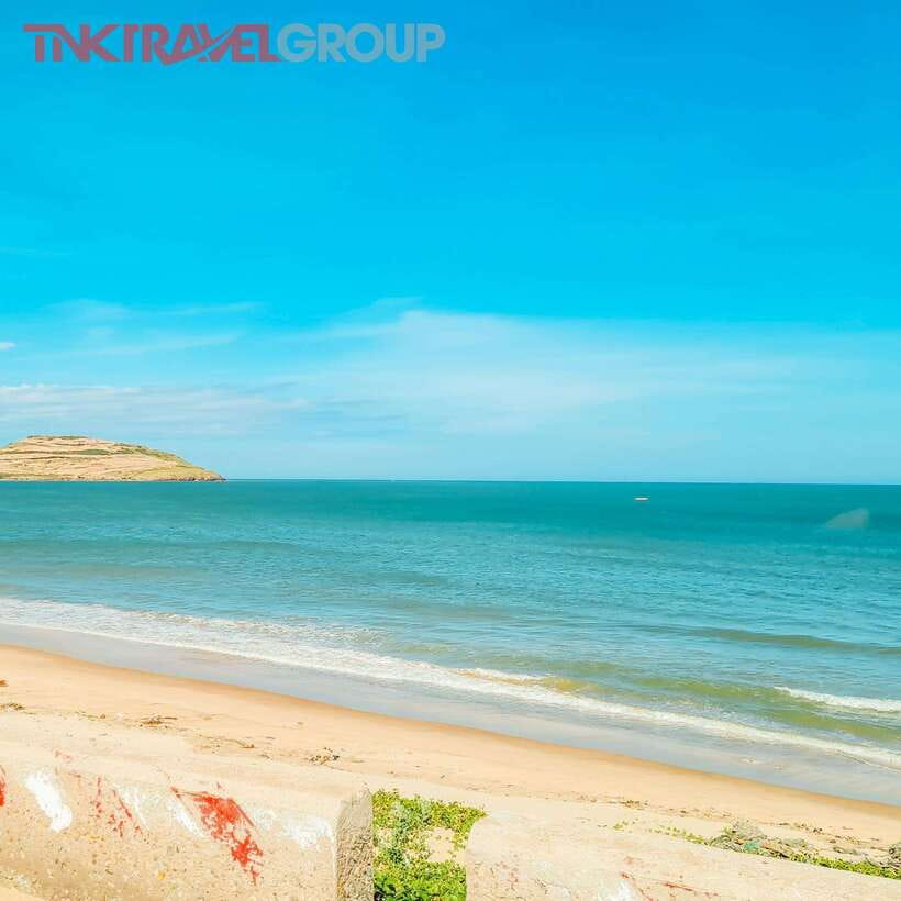 From Ho Chi Minh: Mui Ne Sand Dunes and Beach Day Tour - Who this Mui Ne day trip fits best