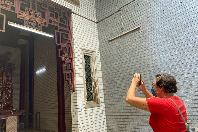 Half-Day Private Motorbike Tour in Saigon - Notre Dame Square And The Central Post Office: A Photo Stop With Real Context