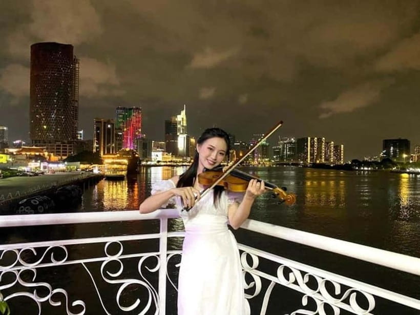 HCM: Night Experience Dinner Cruise on Saigon River - How the Evening Runs: Pickup, A/C Transport, and Late-Evening Return