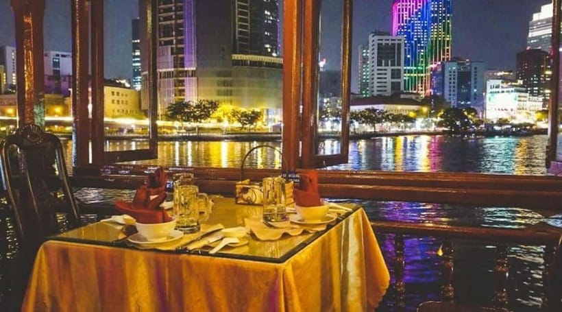 HCM: Night Experience Dinner Cruise on Saigon River - The Dinner Portion: Buffet or Set Menu, Live Music, and Dance