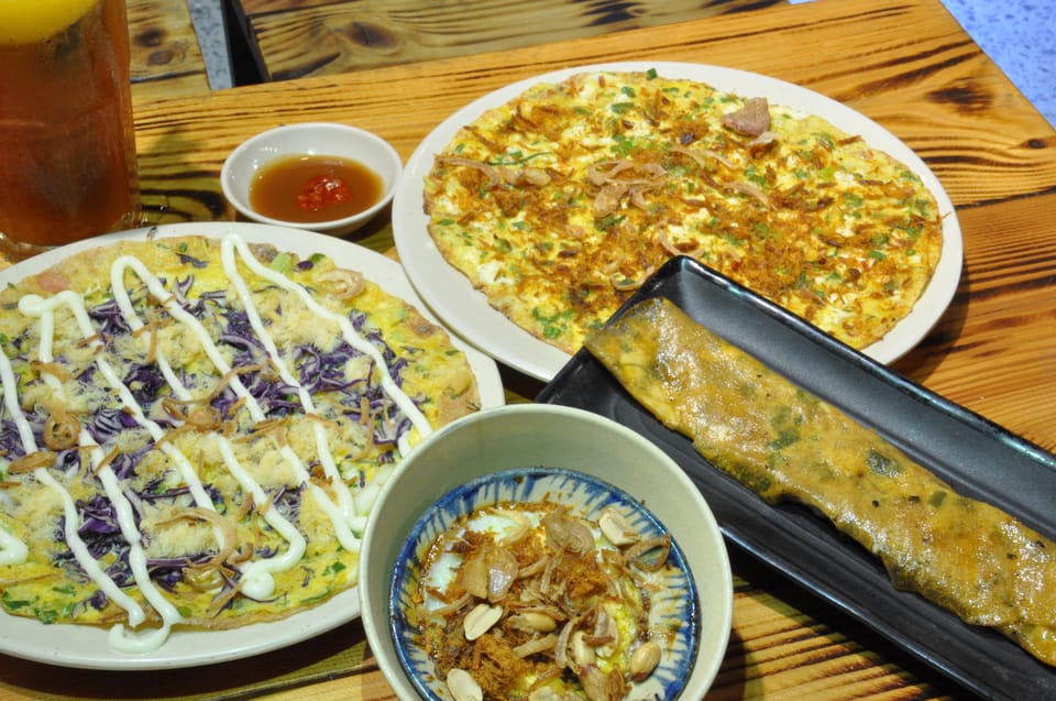 HCMC: A Taste of Vietnam Saigon Night Food Tour - Photos, insurance, and the small inclusions that help