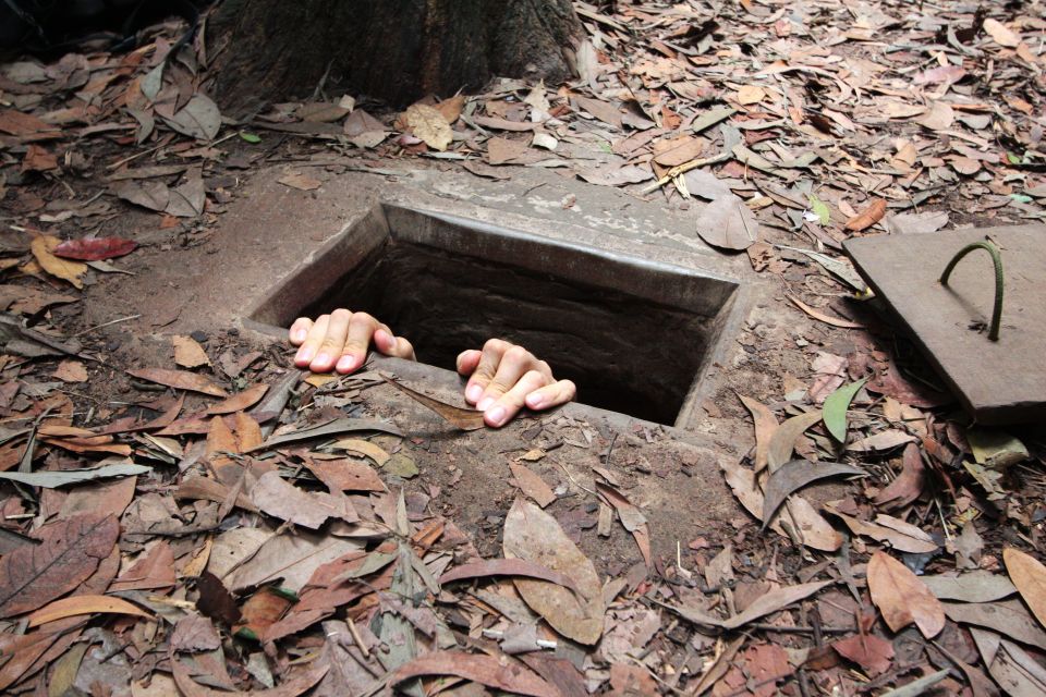 HCMC: English or German War History Tour: Tunnels & Museums - What to Pack for Cu Chi and the Museum Stops