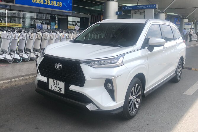 HO CHI MINH AIRPORT: CAR 7s PICK UP <-> HOTEL (one way transfer) - Why This Ho Chi Minh Airport Car Ride Beats the Taxi Rush