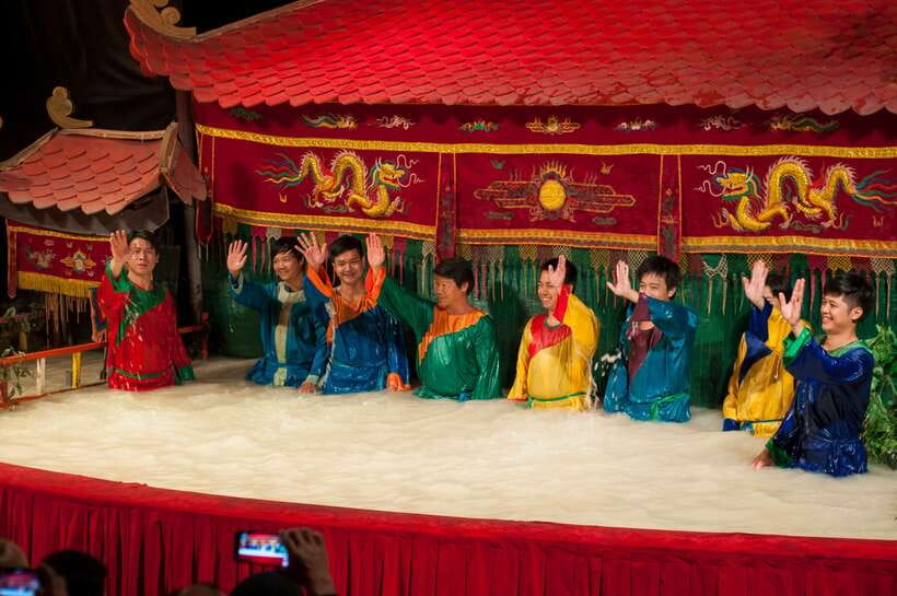 Ho Chi Minh: Authentic Vietnamese Dinner & Water Puppet Show - Small details that make the experience smoother