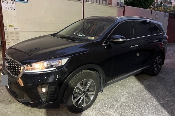 Ho Chi Minh City Airport (SGN) to Ho Chi Minh hotels - Arrival Private Transfer - Door-to-door to your Ho Chi Minh hotel or address