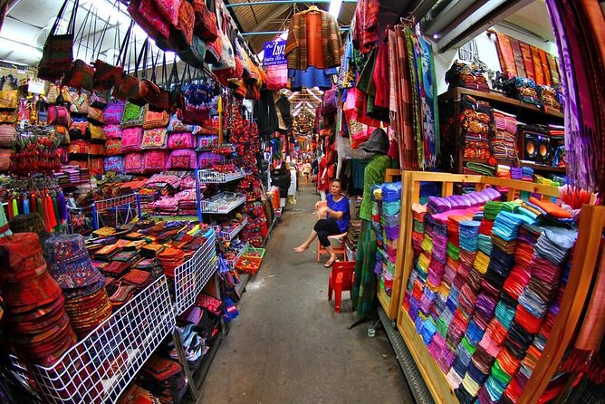 Ho Chi Minh City: Chinatown Hidden Treasures – Free Walking Tour - Stop 3: Ba Thien Hau Temple and Cantonese Architectural Heritage