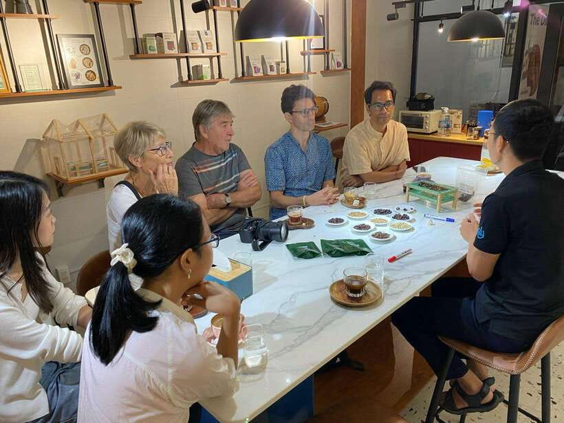 Ho Chi Minh City: Coconut/Eggs Coffee Making Class - Saigon coffee culture, but explained for regular humans