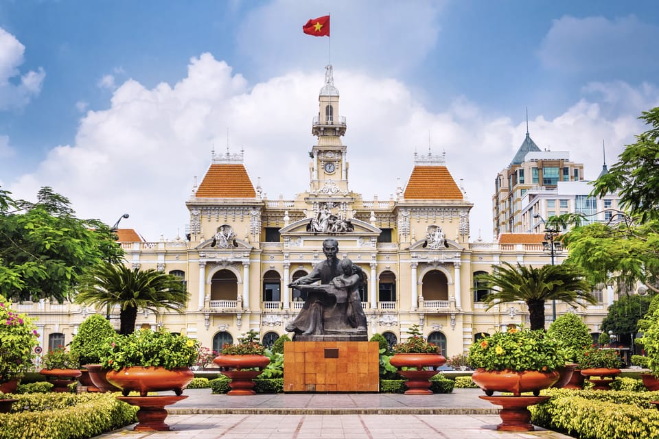 Ho Chi Minh City Cyclo Tour with English Speaking Guide - 4.5 Hours in a Cyclo: What the Pace Feels Like