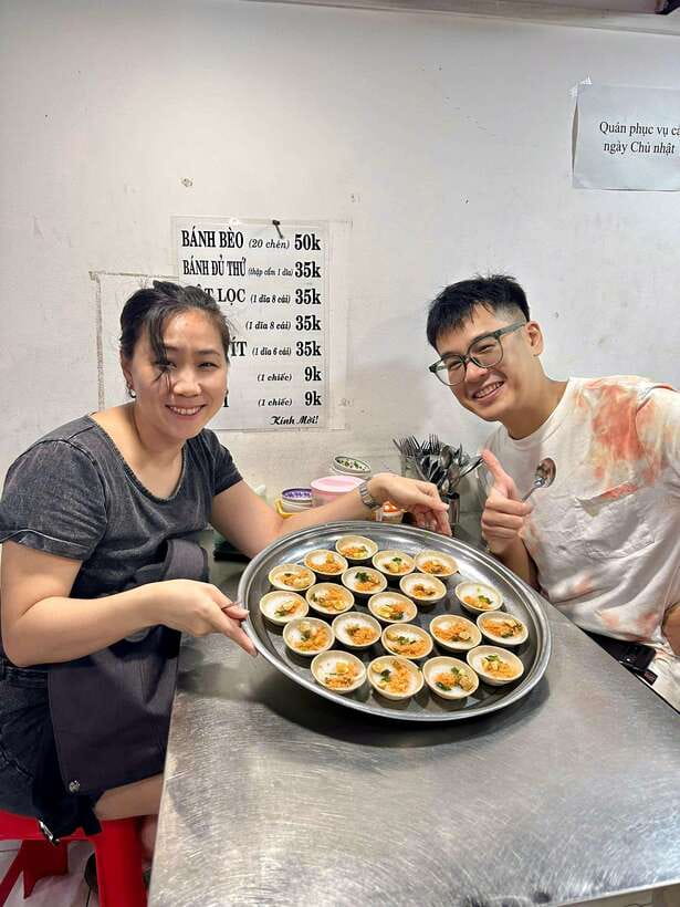 Ho Chi Minh City: Food Tastings & Sightseeings On Scooter - District 5 food market visit: what you’ll learn by watching