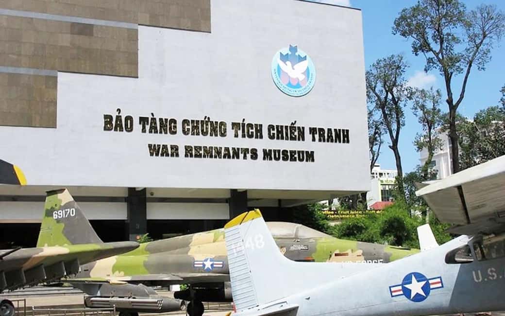 Ho Chi Minh City Half-Day Guided Tour with Hotel Pickup - Independence Palace: Secret Rooms, French-Influenced Details, and Gardens