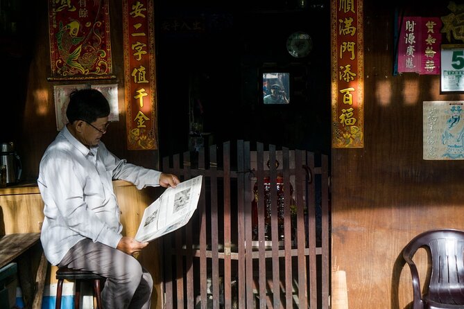 Ho Chi Minh City: Hidden Bunker & Vietnam War - Free Walking Tour - Jade Emperor Pagoda: Vietnamese faith you can see, not just read about
