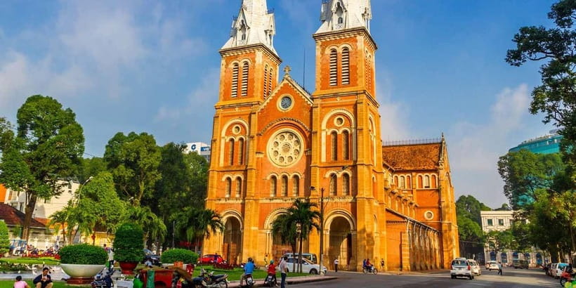 Ho Chi Minh City Highlights: Private or Group Half-Day Tour - Hotel pickup, A/C comfort, and what the guide actually adds