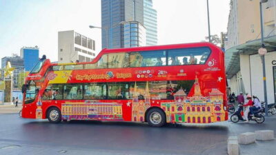 Ho Chi Minh City: Hop-On Hop-Off Bus Tour by Vistra - Where to start: the Saigon Opera House kiosk is your anchor