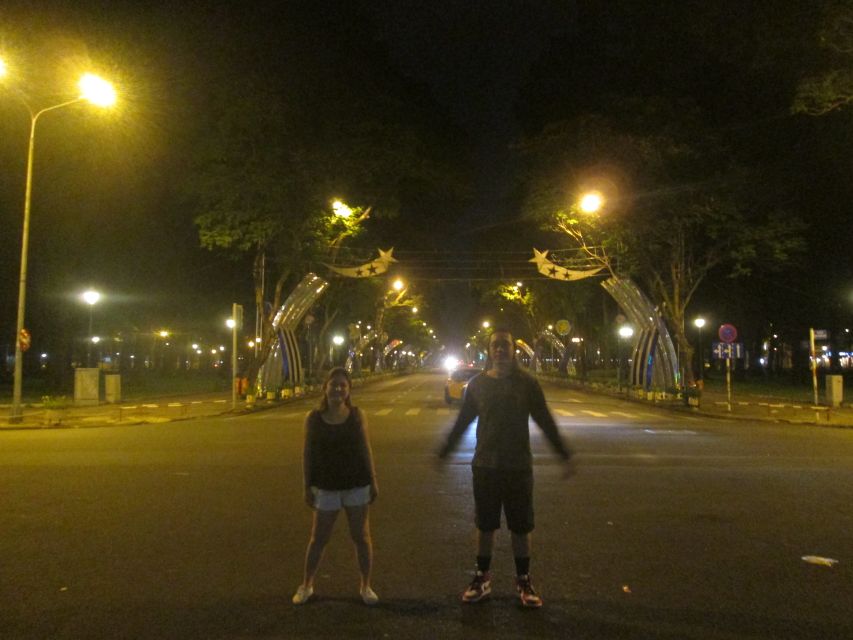 Ho Chi Minh City: Midnight Motorbike Tour - Flower market and Thích Quảng Đức Monument: a meaningful pause