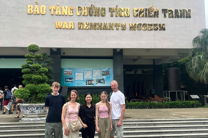 Ho Chi Minh city private tour guide - Stop 3: Saigon Notre Dame Cathedral for a calm break