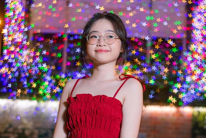 Ho Chi Minh City: Professional Portrait Photography Session - A Pro Photographer Who Directs Poses (So You Look Like You)