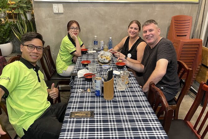 Ho Chi Minh City : Saigon Craft Beer & Local Food Tour By Scooter - Stop 2 at Ho Thị Ky Flower Market: culture with a pause from beer