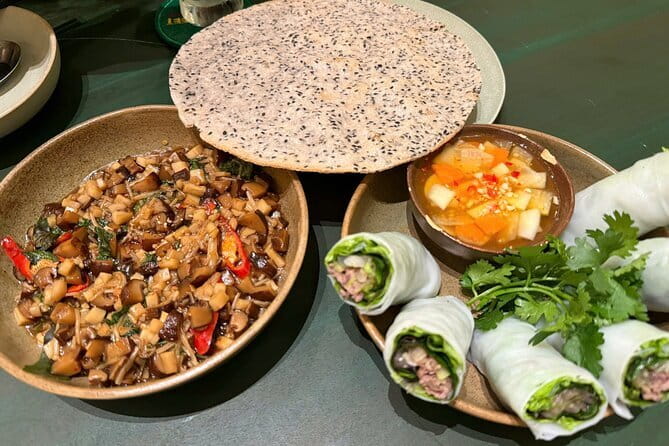 Ho Chi Minh City : Saigon Craft Beer & Local Food Tour By Scooter - Stop 4 at 15/30 Nguyễn Thị Minh Khai: the microbrewery visit