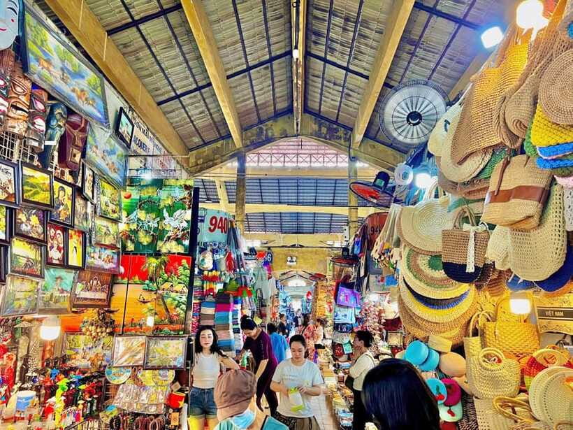 Ho Chi Minh City: Shopping Tour with Local Guide - What to bring (and what to skip) for a smoother 3 hours